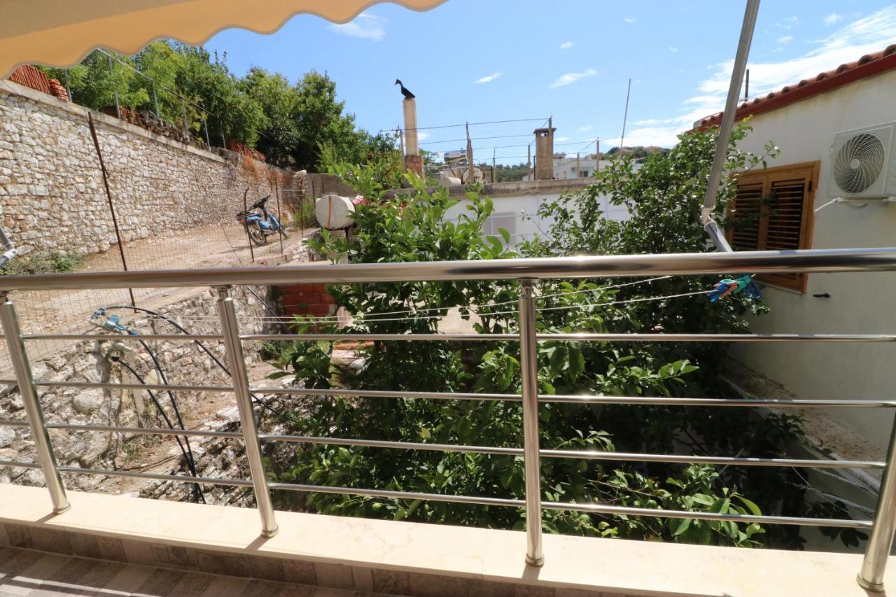 Apartament With View *
