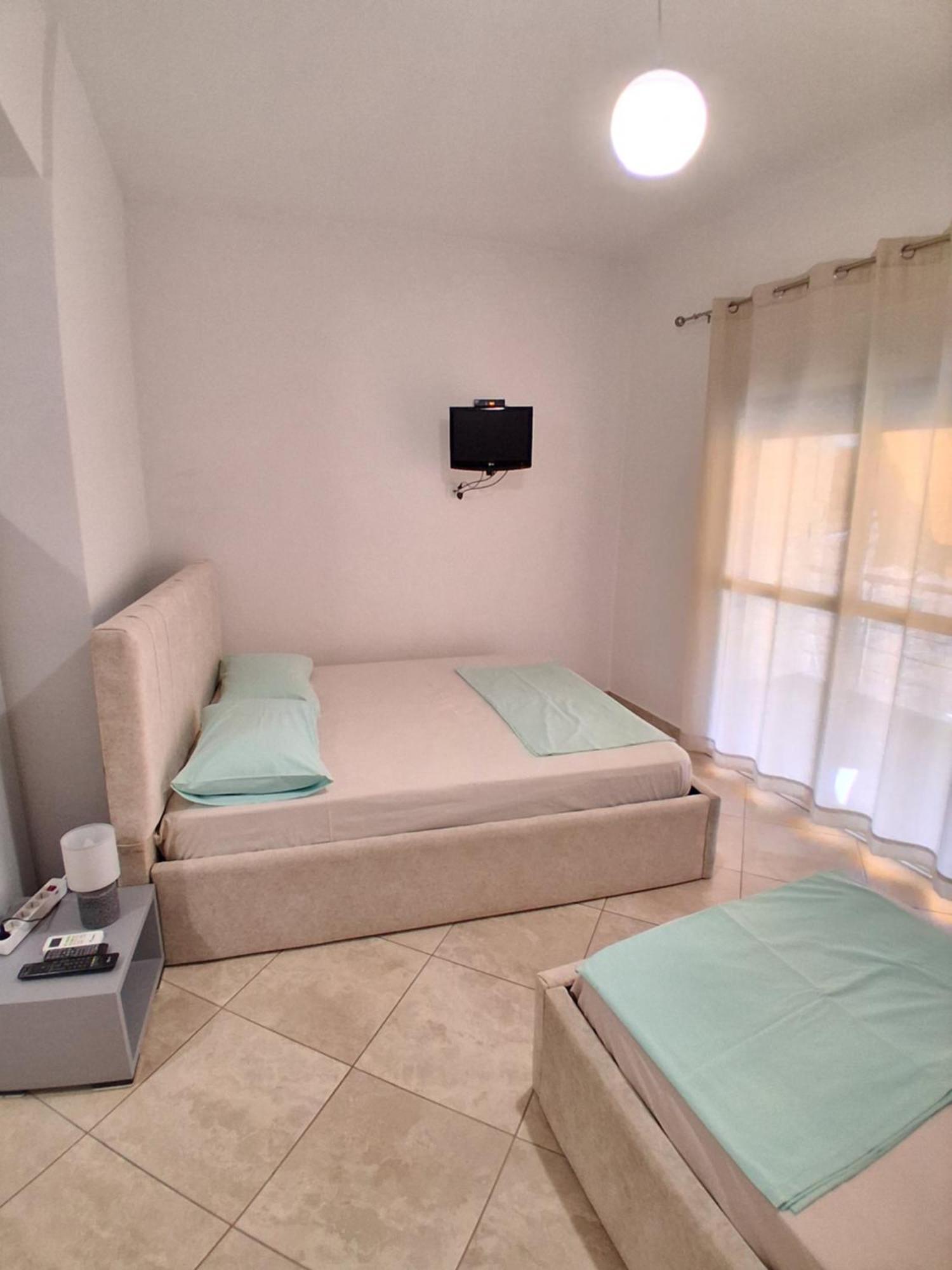 Apartament With View Himara
