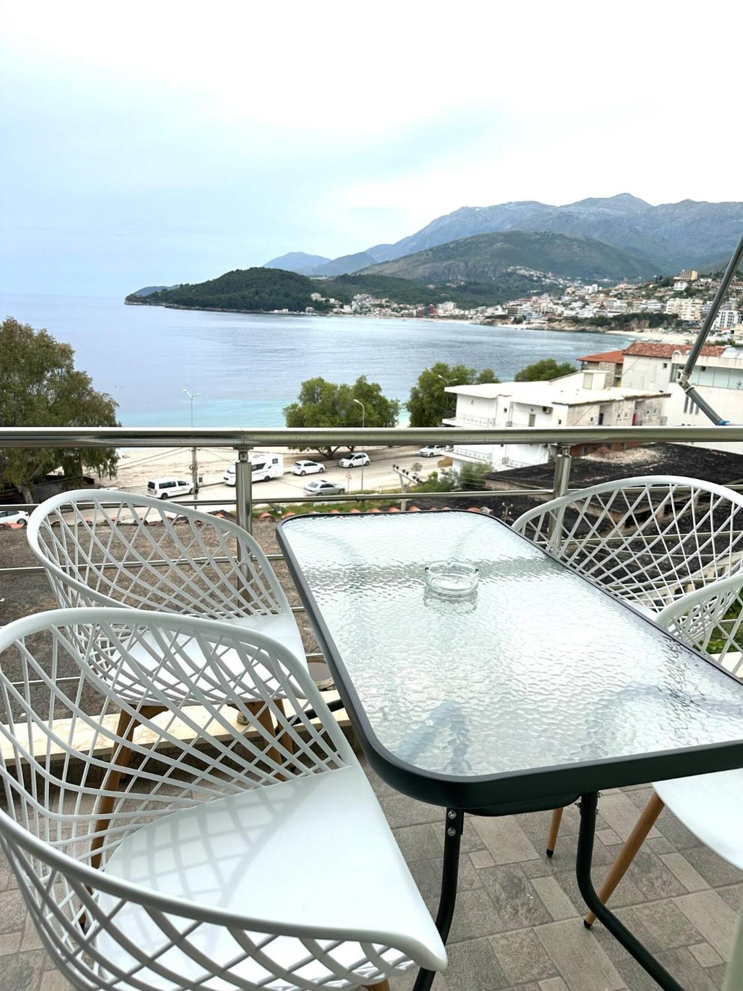 Leilighet With View Himare