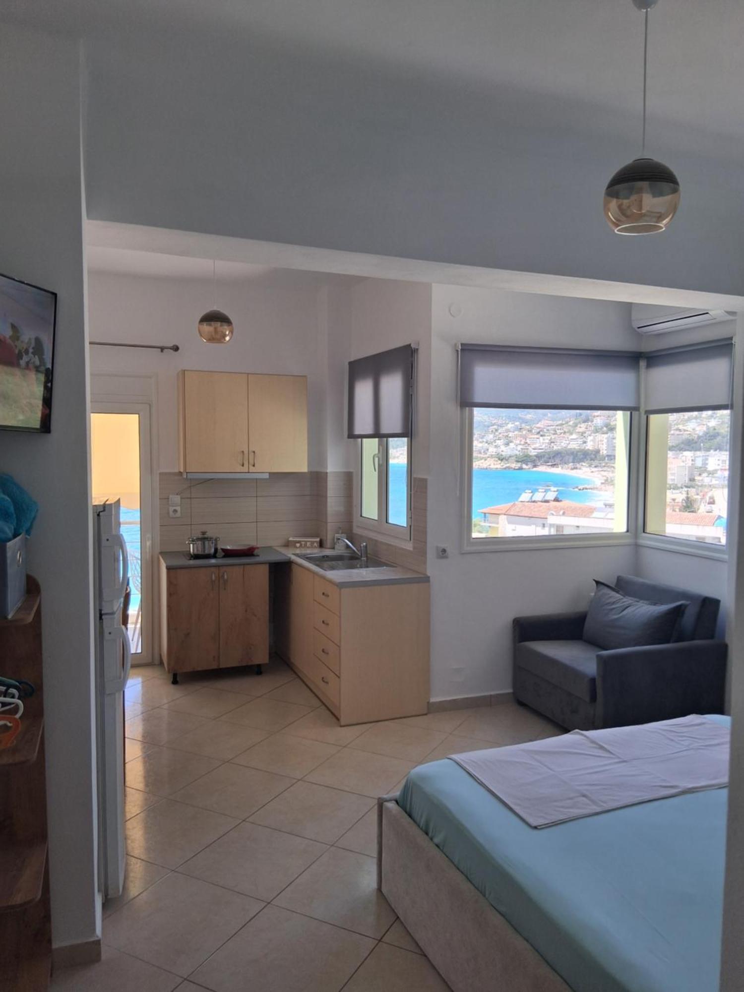 Leilighet With View Himare