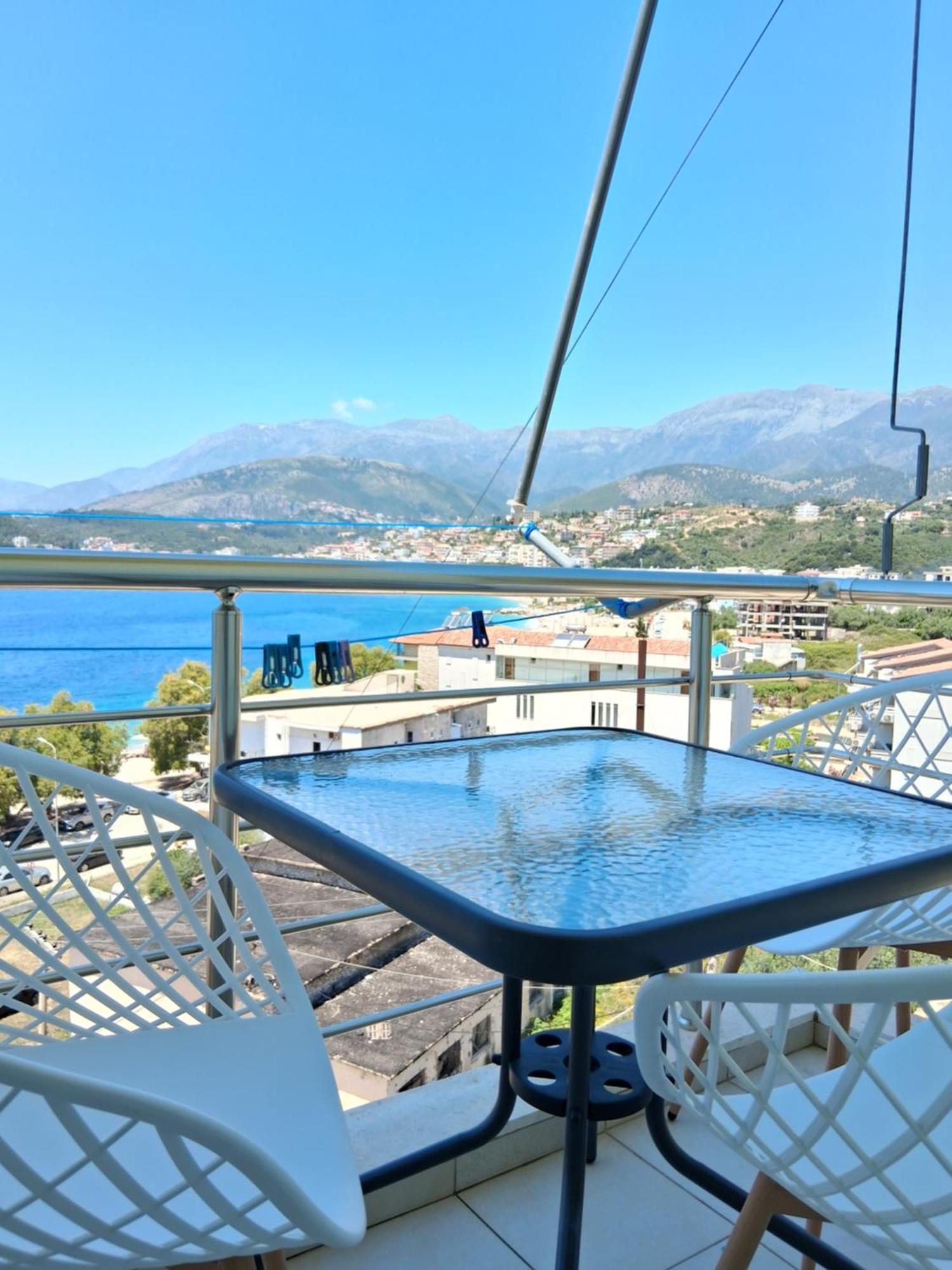 With View Leilighet Himare